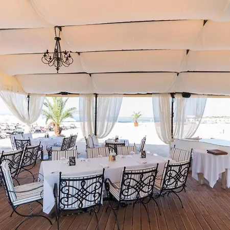 Oasis & Cozy شقة *