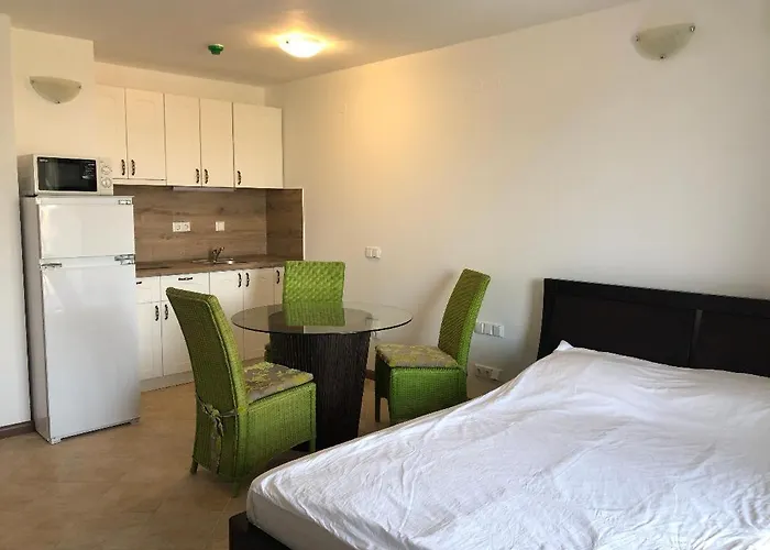 Apartment Oasis & Cozy Lozenets