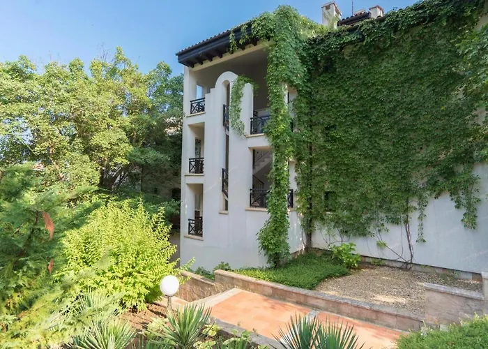 Apartment Oasis & Cozy Lozenets