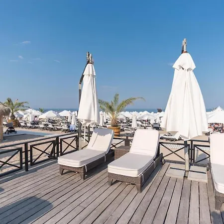 Oasis Resort&spa Cozy Łozenec